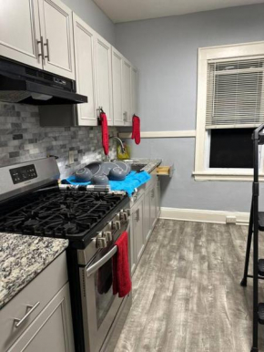 Luxury 3 bedroom 1 bathroom